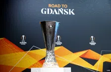 Thumbnail for article: Ajax stuit op Lille in Europa League, PSV tegen Olympiakos