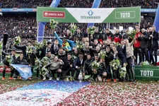 Thumbnail for article: Waarom het KNVB-bekertoernooi dit seizoen nóg belangrijker is