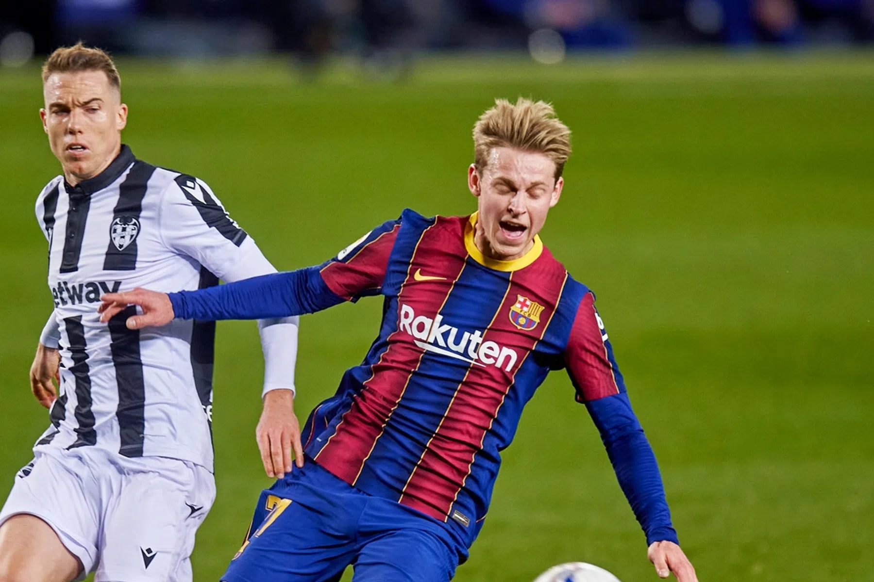 Koeman rekent af met kritiek en noemt verbeterpunt voor Frenkie de Jong