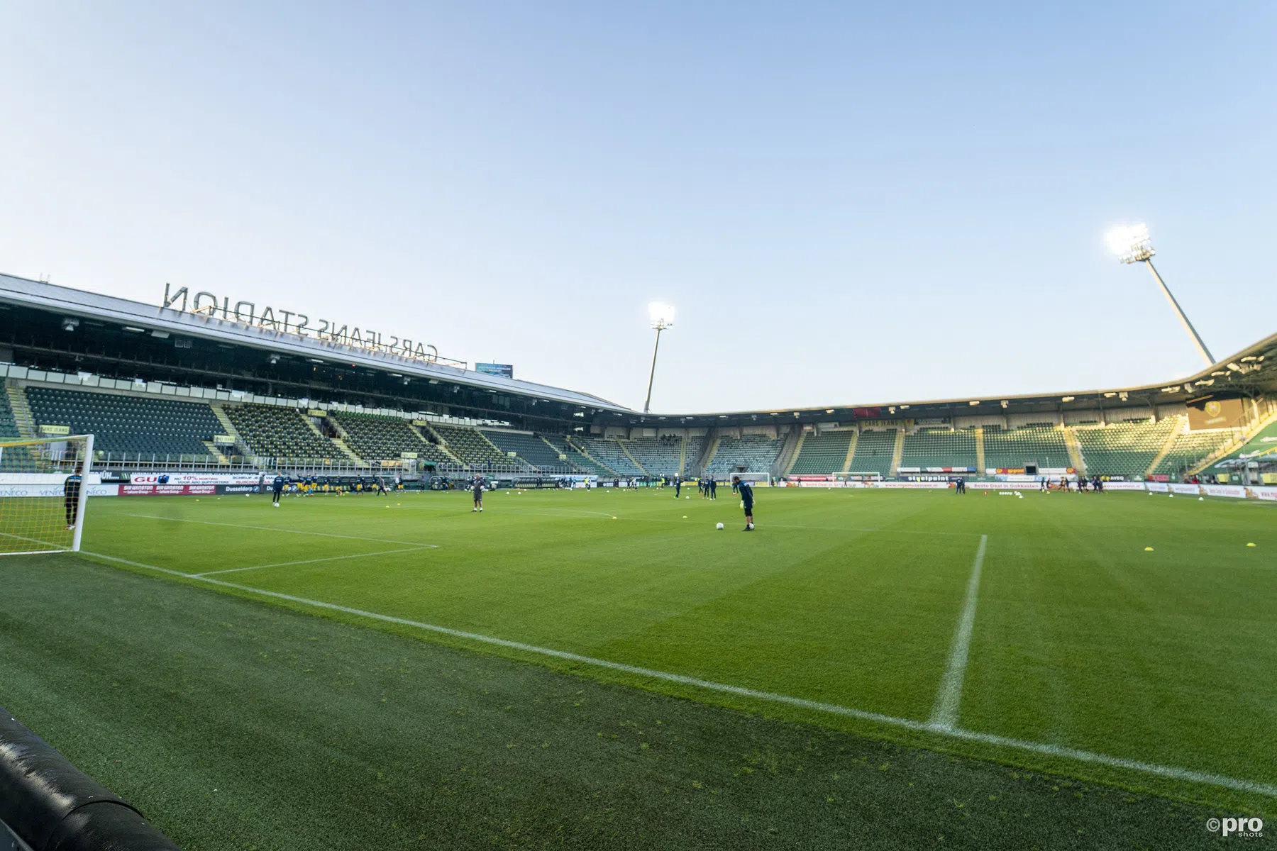 ADO moet deel van stadion sluiten bij flinke storm