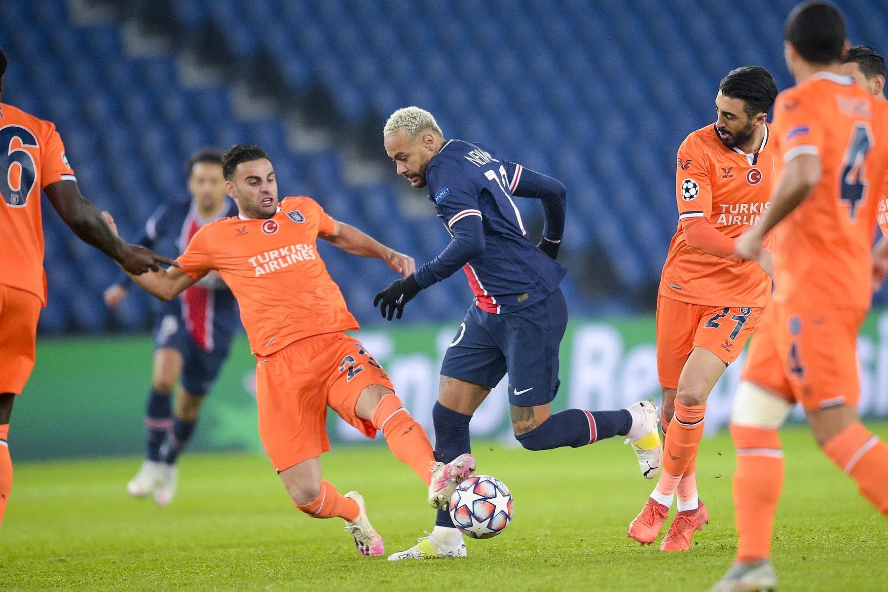 Jochie uit Oosterveld leeft nu als Sultan in Istanbul