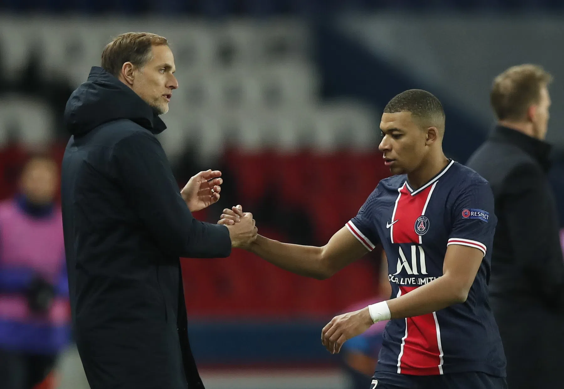 Mbappé neemt al afscheid van Tuchel: 'We zullen je niet vergeten'