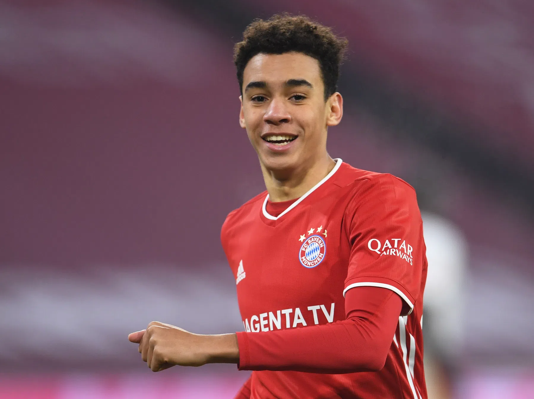 'Duitse bond hoopt Bayern-talent uit handen Engelse ploeg te houden'