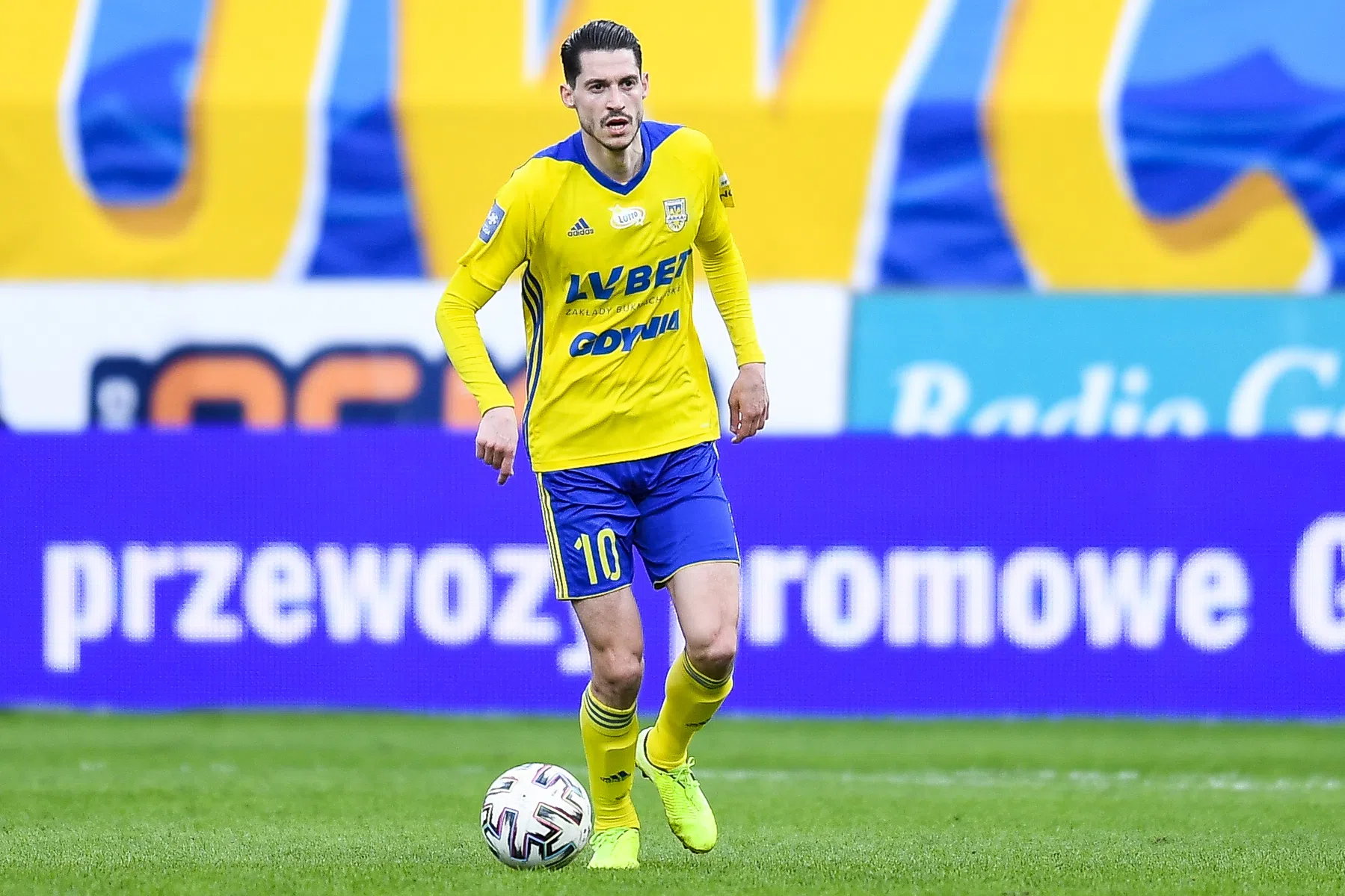 Meer hulp voor ADO in strijd tegen degradatie: na Janmaat komt ook Vejinovic