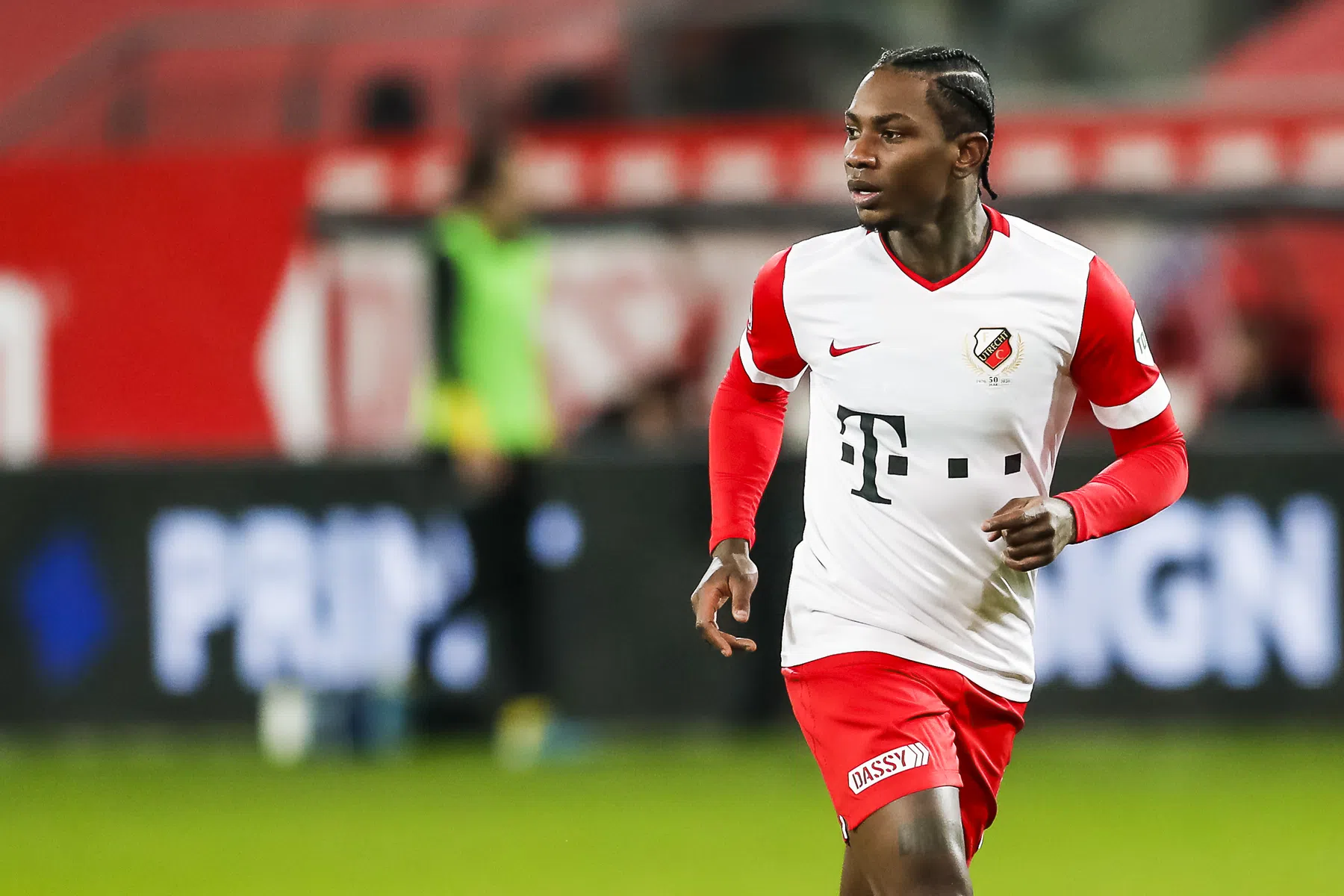 Elia: 'Er zijn mensen die Ihattaren kapot maken'