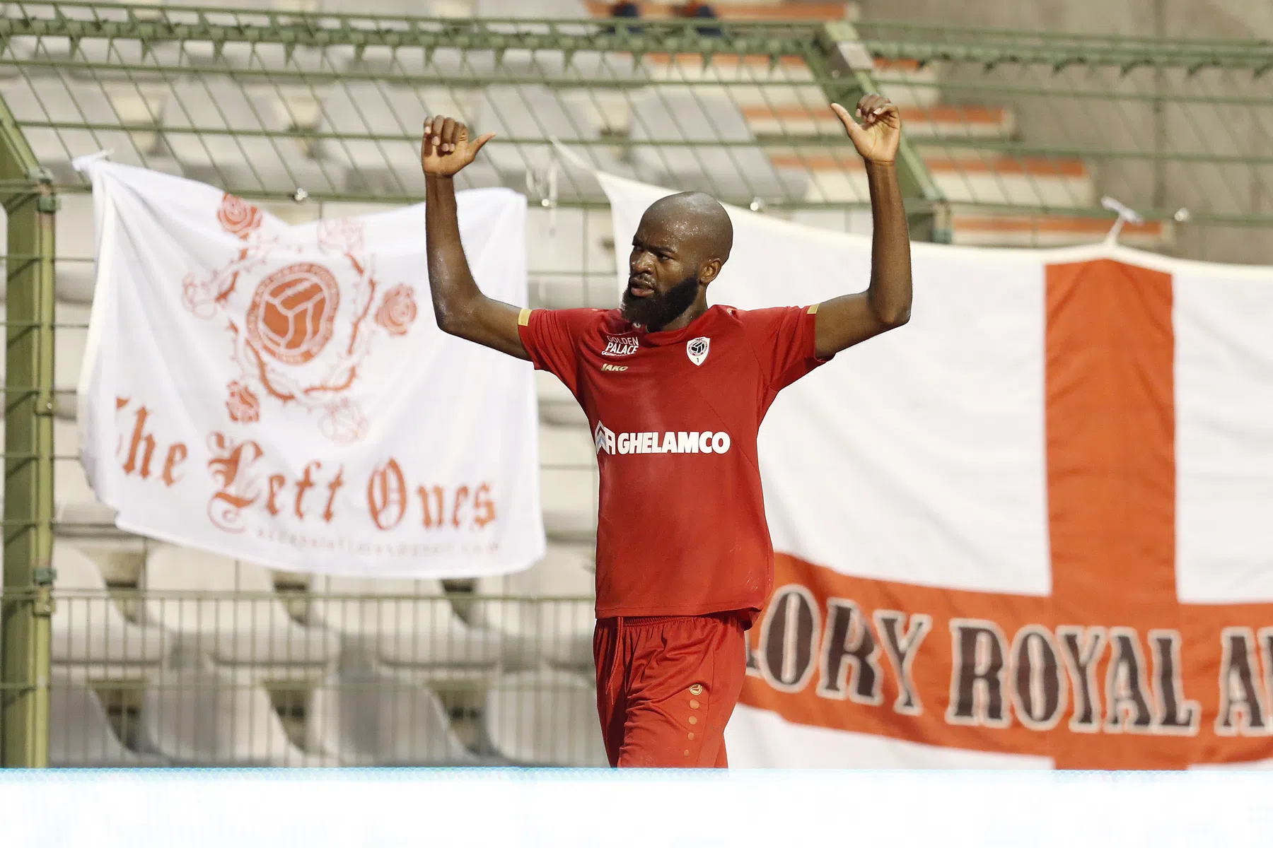Enfant terrible Lamkel Zé maakt het nu wel heel bont bij Antwerp