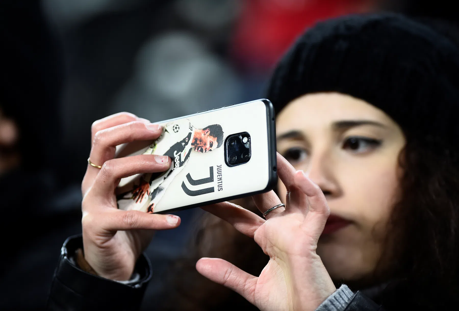 Ronaldo bereikt mijlpaal op Instagram, nieuwe coupe voor Chong