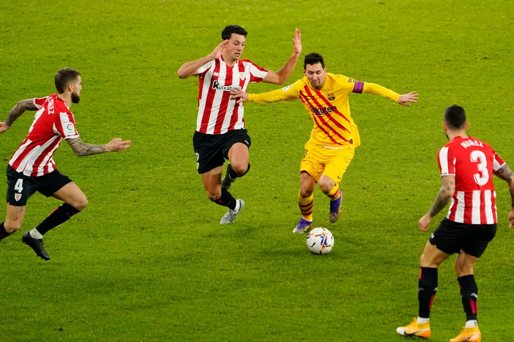 Meesterlijke Messi tovert met De Jong en Pedri als adjudanten