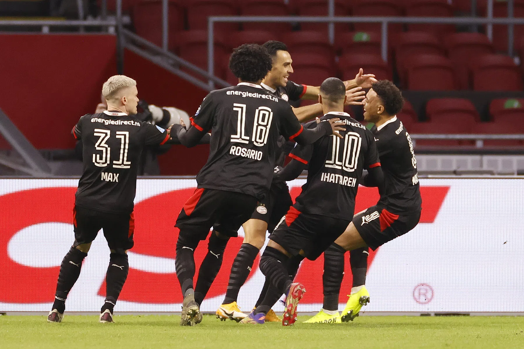 PSV bereikt bijzondere mijlpaal in clash tegen Ajax