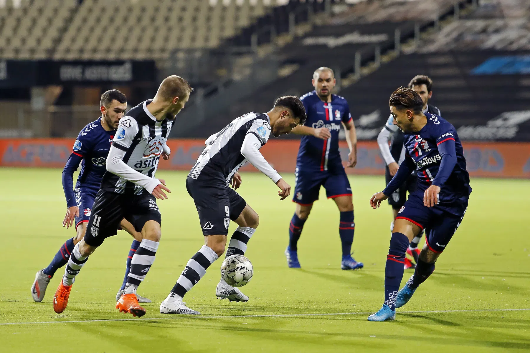 Bakis staat eindelijk op bij Heracles en treedt in voetsporen Ünal
