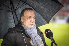 Thumbnail for article: Advocaat grapt over Ajax: 'Hopelijk nemen we heel weinig mee'
