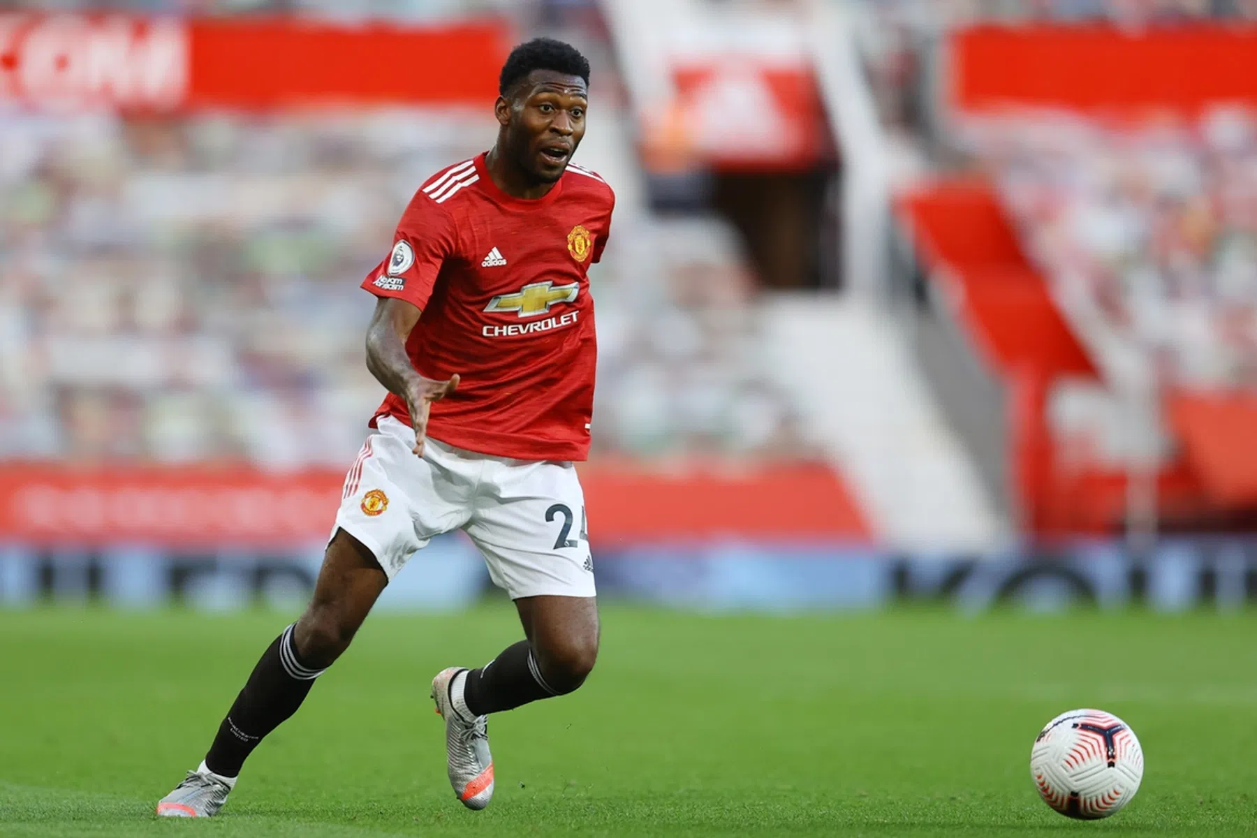 Bosz verlost Fosu-Mensah van bijrol bij Manchester United