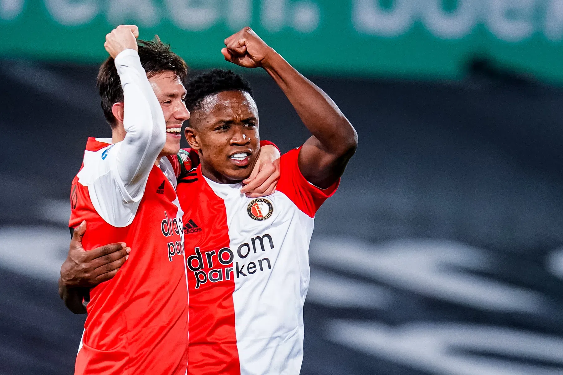 Minimalistisch Feyenoord dankt Sinisterra in generale repetitie voor Klassieker