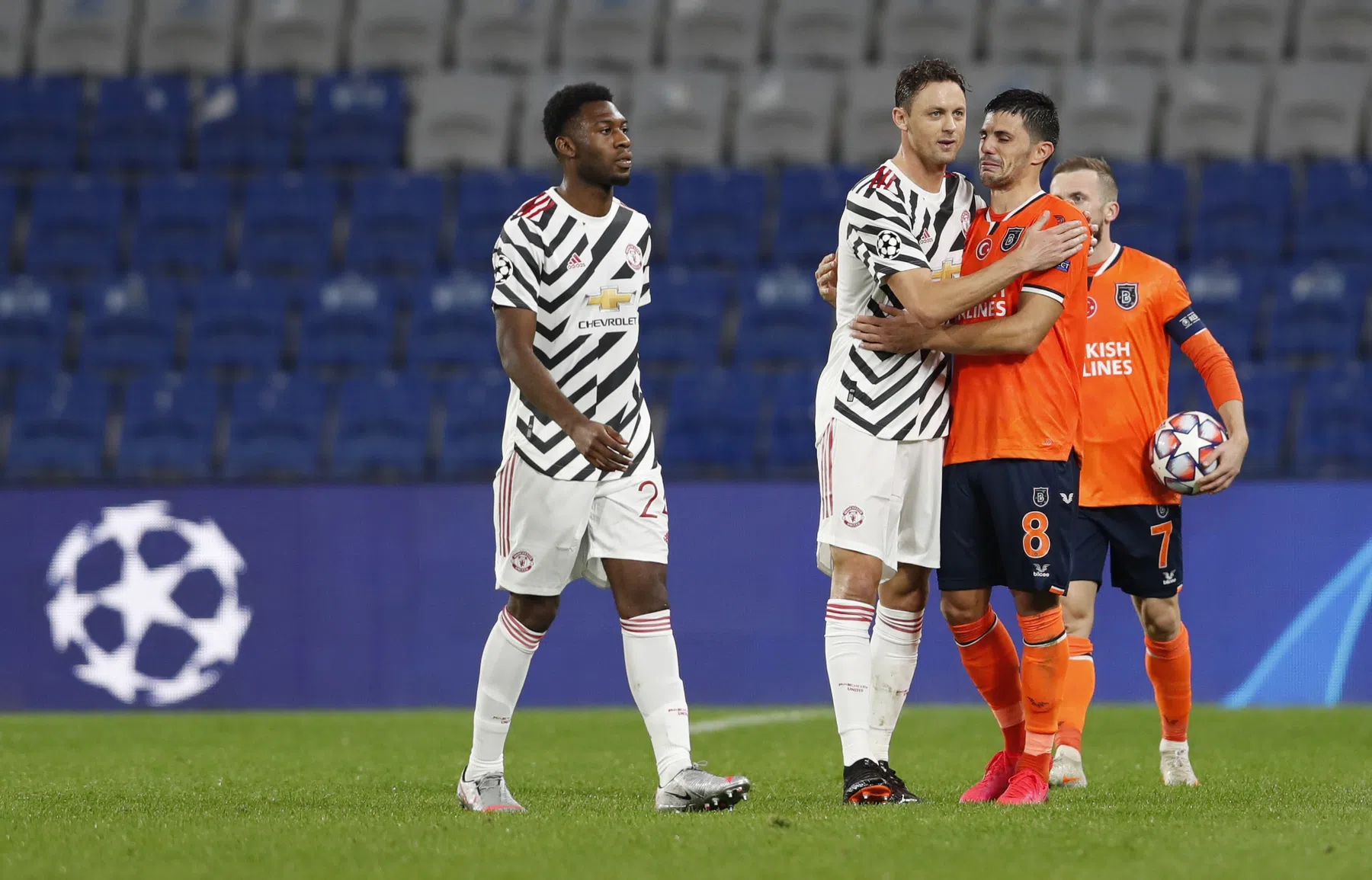 Fosu-Mensah kijkt uit naar samenwerking met Bosz