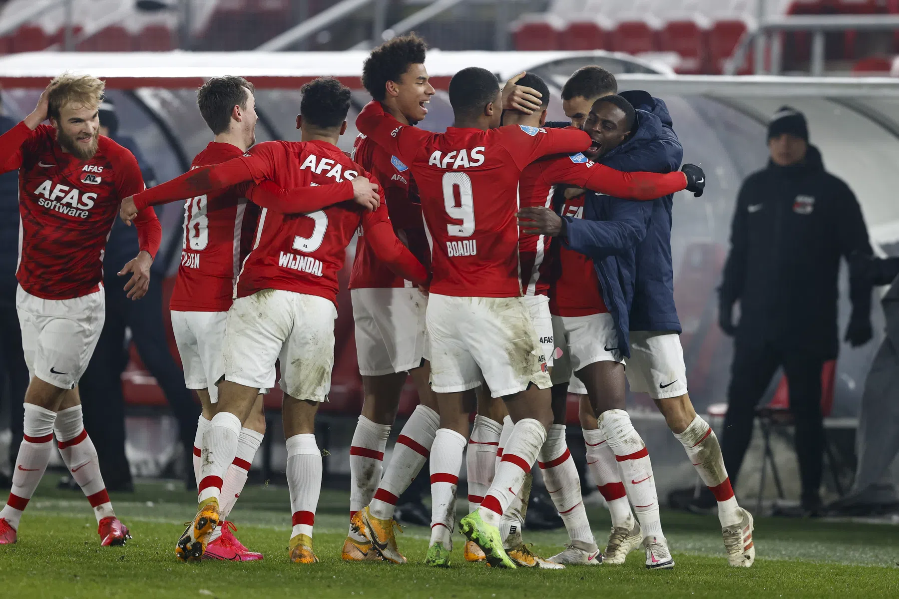 AZ ontsnapt tegen ADO aan volgende dreun dankzij supersub Aboukhlal
