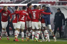 Thumbnail for article: AZ ontsnapt tegen ADO aan volgende dreun dankzij supersub Aboukhlal