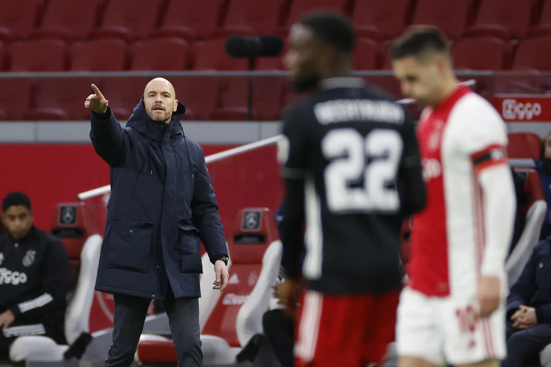 Ten Hag wekt verbazing met analyse: 'Ajax niet oppermachtig? Jawel!'