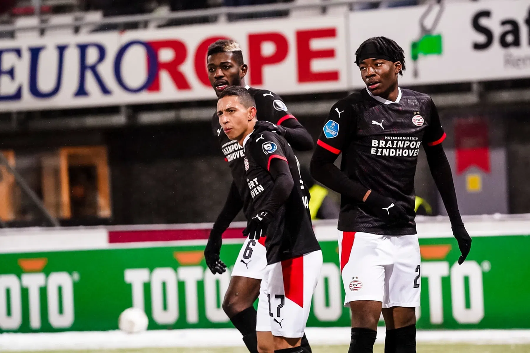 PSV hofleverancier van Elftal van de Week, Ajax levert twee spelers