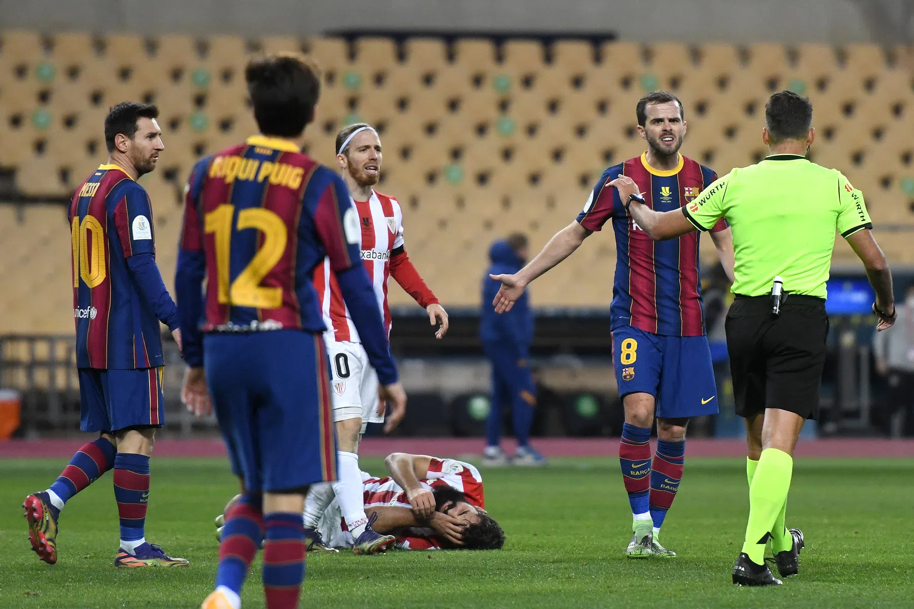 Aanstaande schorsing Messi houdt Barça en Spanje flink bezig