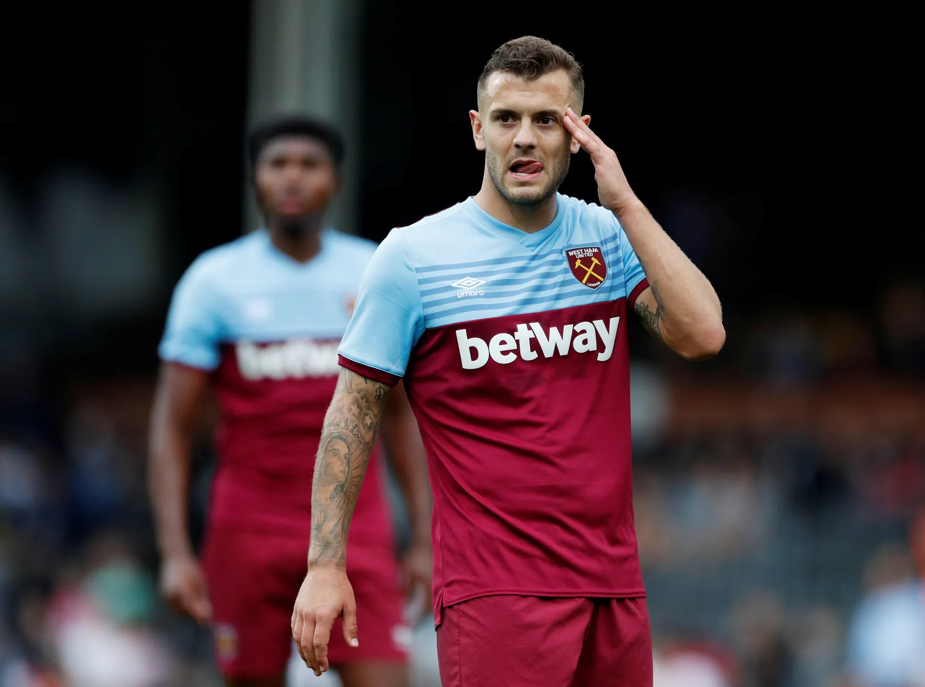 Geen Spanje of Italië, maar nieuw Engels avontuur voor Wilshere