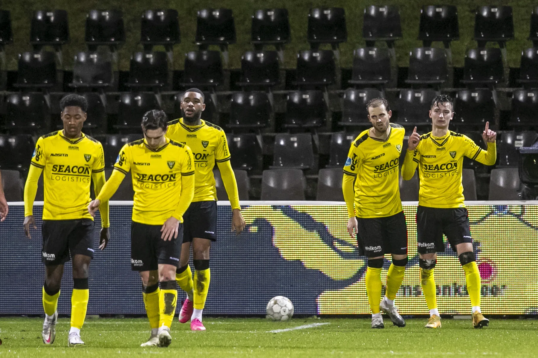 VVV kan het ook zonder Giakoumakis: basisdebutant grijpt kans in bekerduel