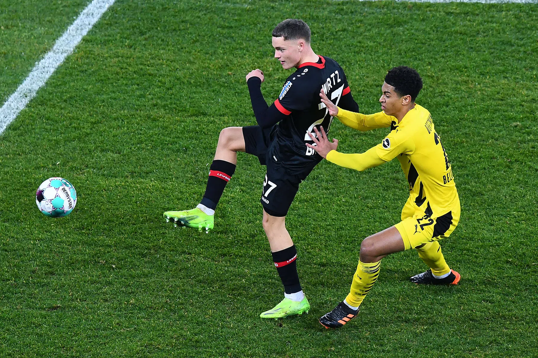 Toptalent Wirtz laat Bosz juichen tegen oude club