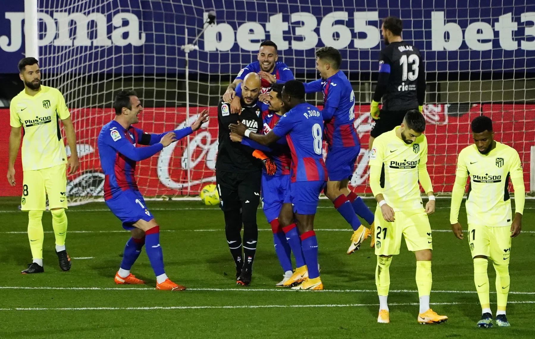 Scorende Eibar-keeper in illuster rijtje (maar nog héél ver van Ceni verwijderd)