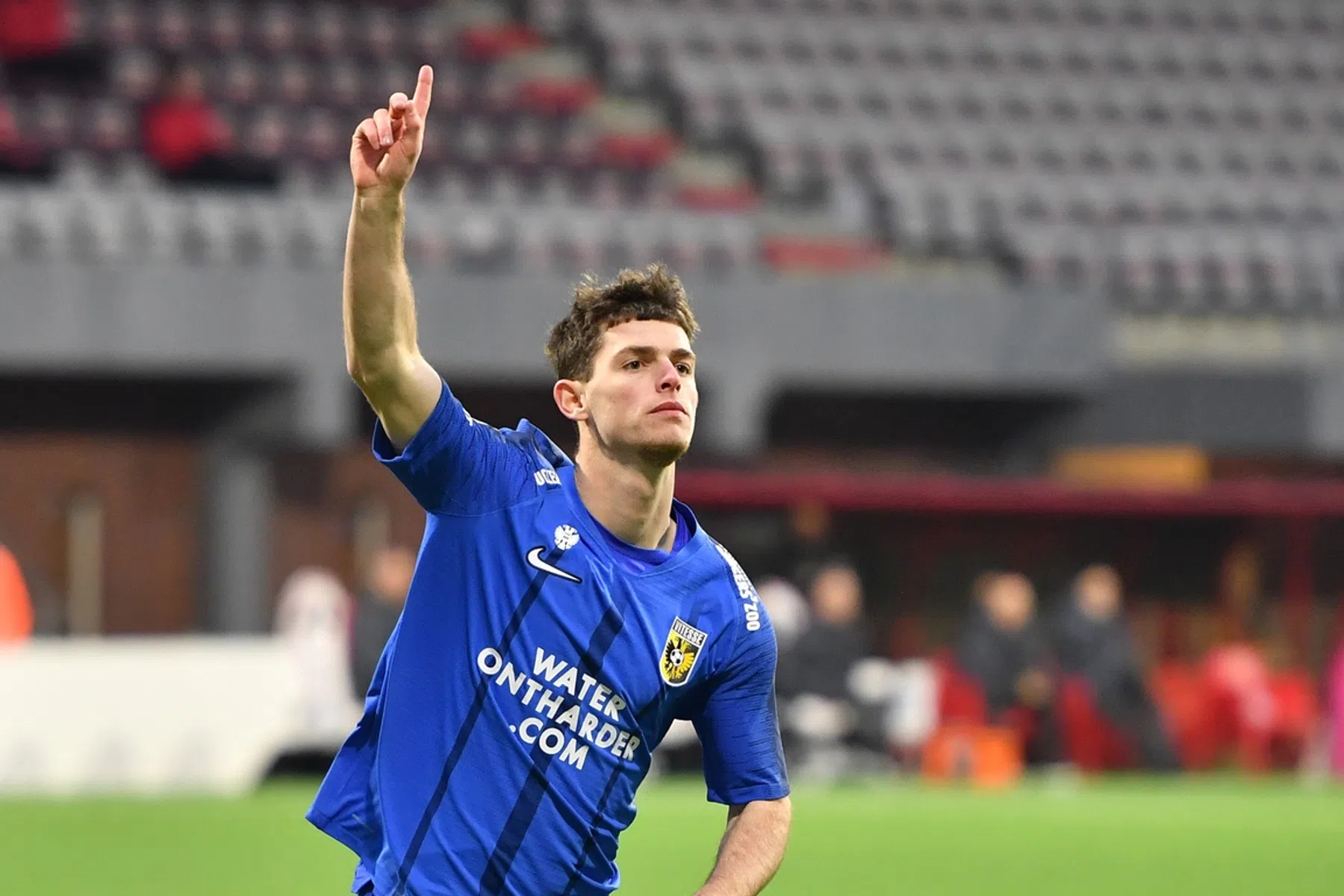 PEC heeft beet en huurt talentvolle Buitink van Vitesse