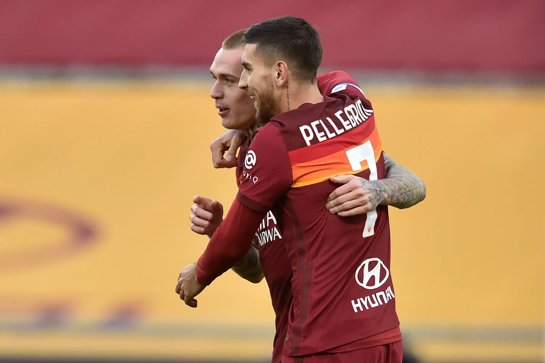 Scorende Karsdorp ziet AS Roma op miraculeuze wijze ontsnappen