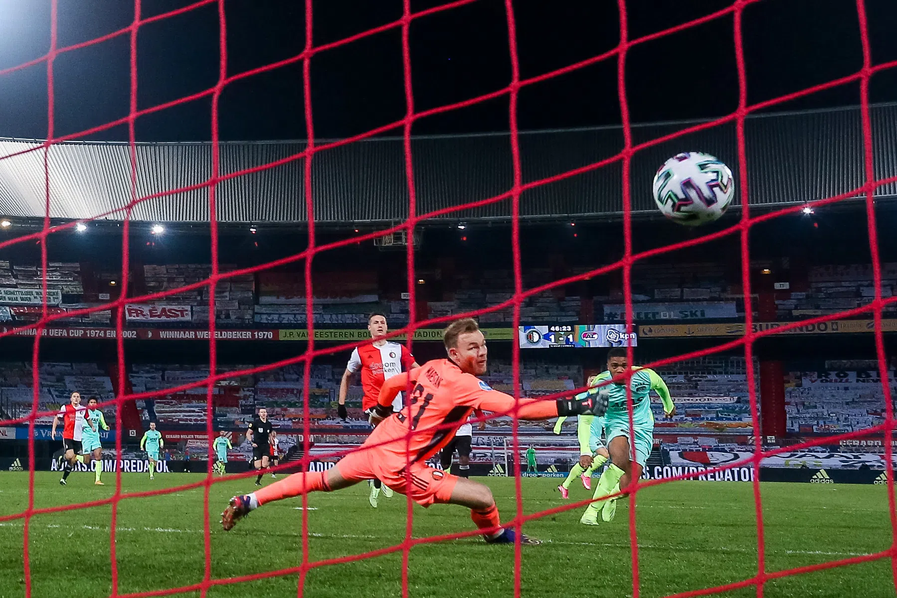 Boadu zelfkritisch ondanks dubbelslag: 'Zes goals, dat past niet bij mij'