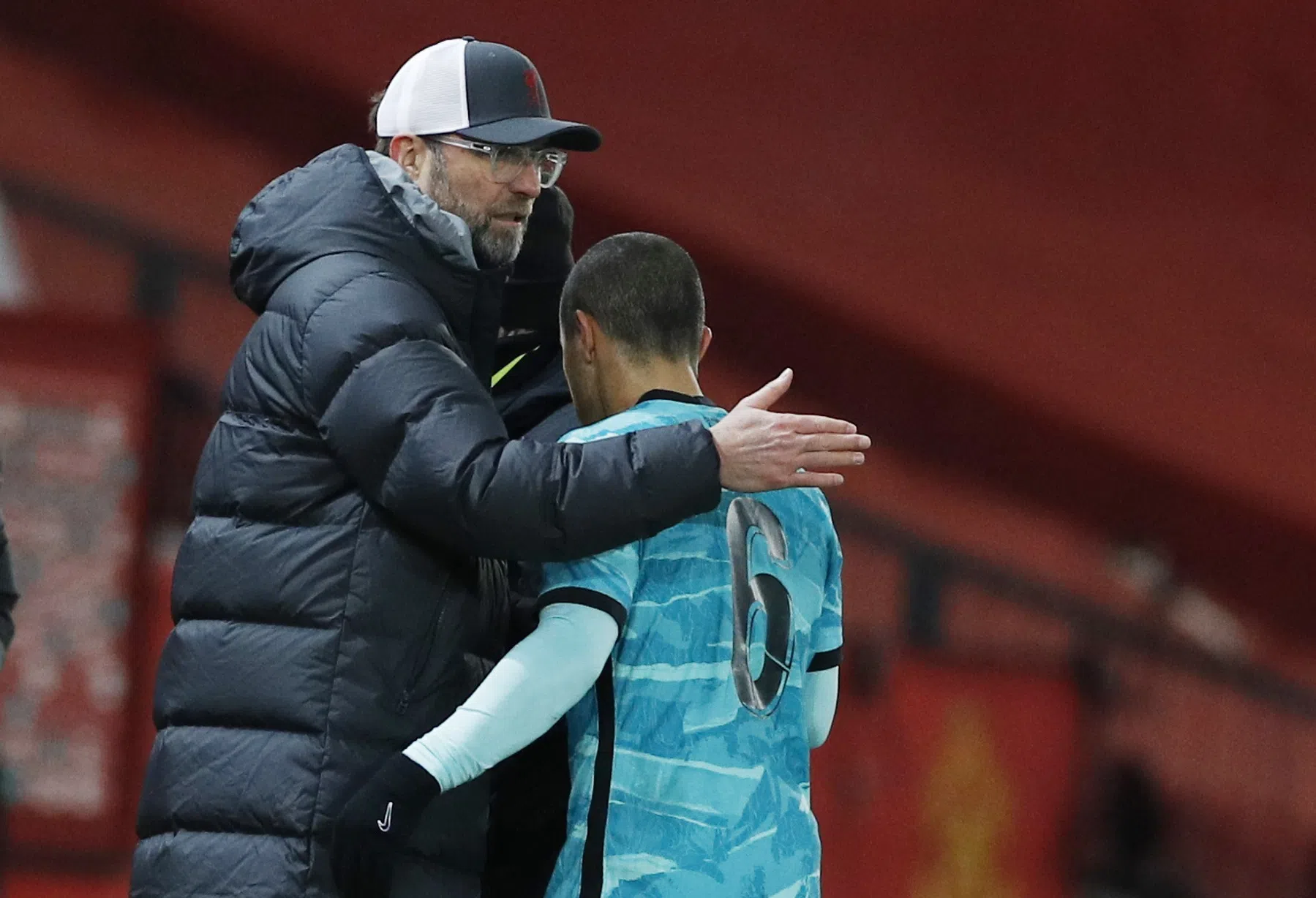 Liverpool is het helemaal kwijt: erbarmelijke cijfers voor de kampioen