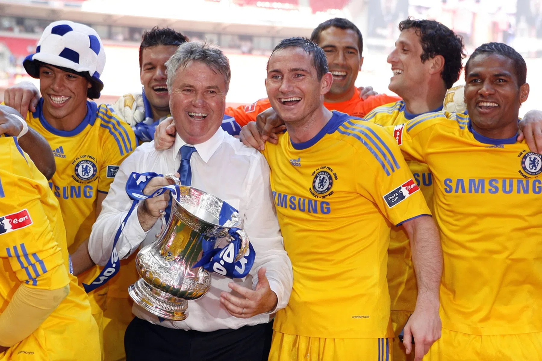 Hiddink ziet in Lampard nog steeds de man die Chelsea aan succes kan helpen