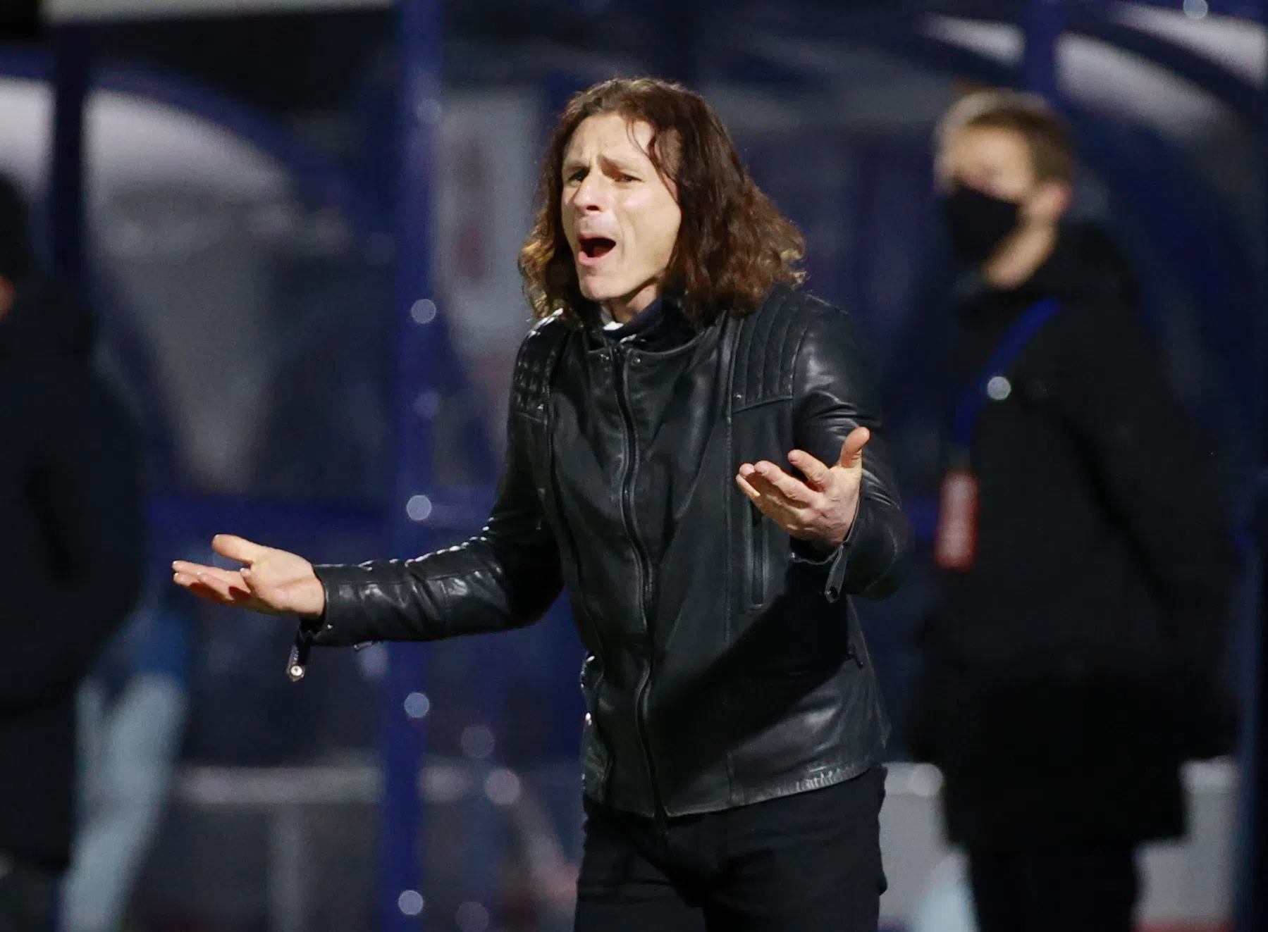 Wycombe-manager wil Mourinho in zijn rockband: 'Op de tamboerijn'