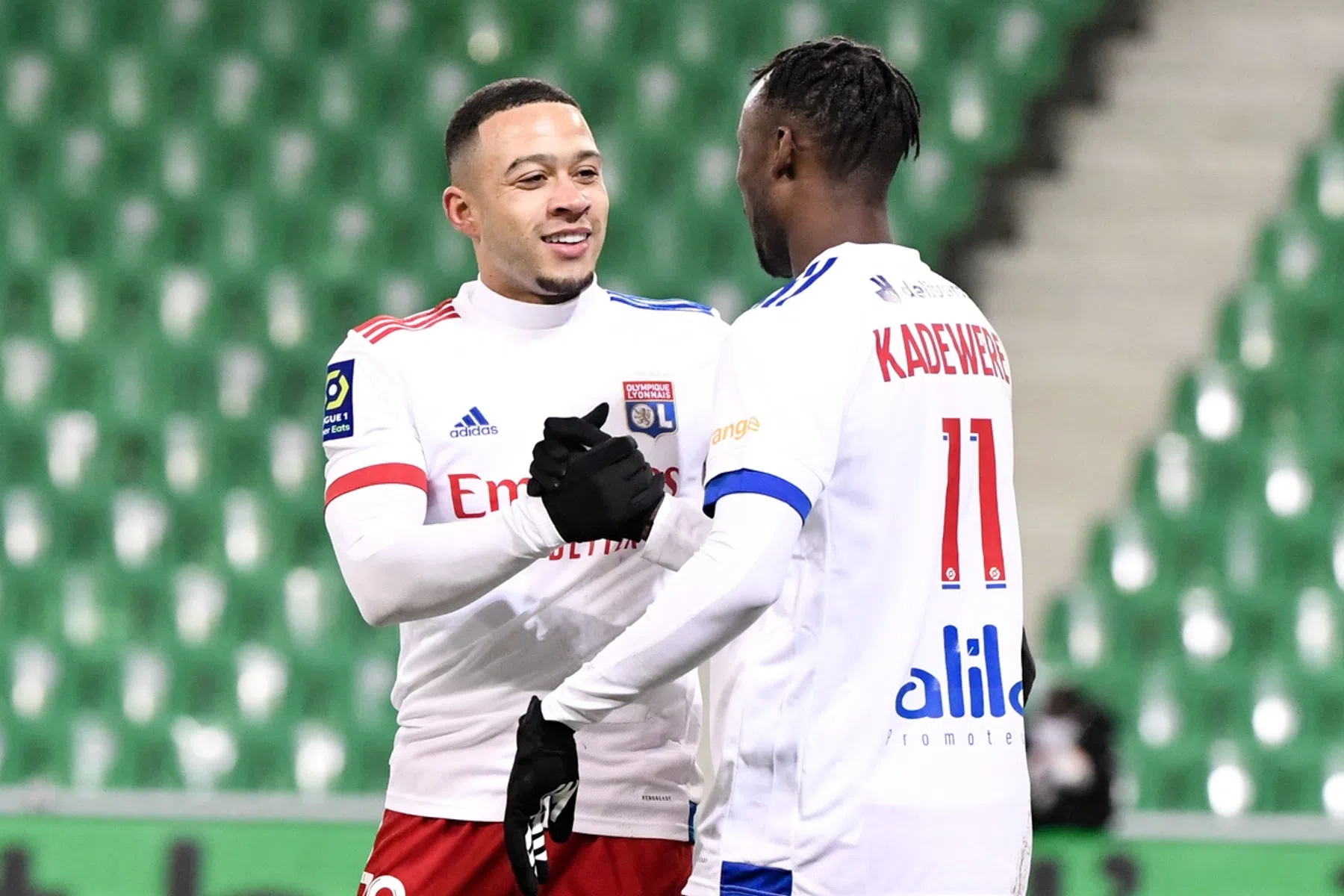 Trotse Memphis evenaart Benzema in Lyon-annalen