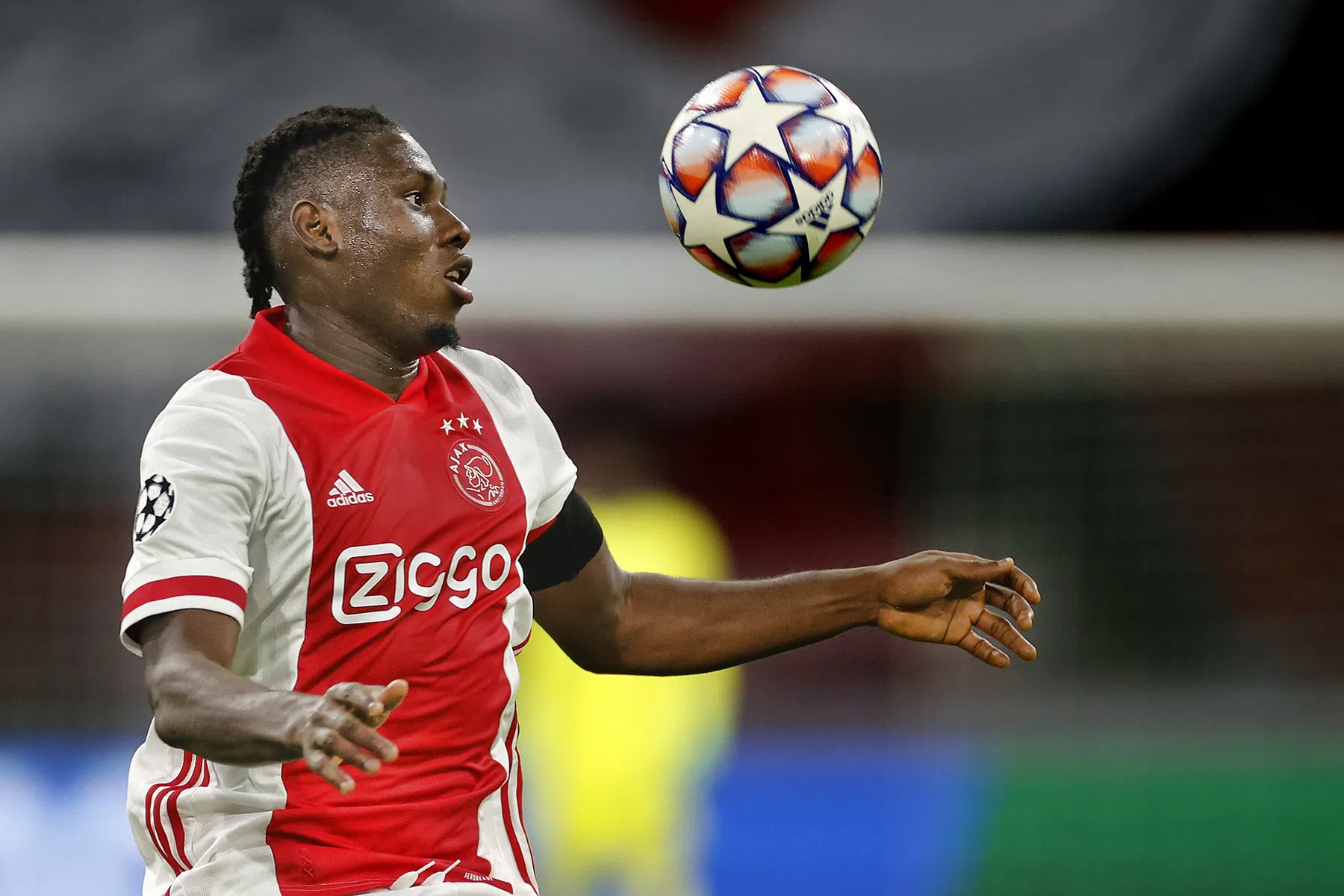 Opsteker voor Ten Hag: herstelde Traoré in de basis bij Jong Ajax