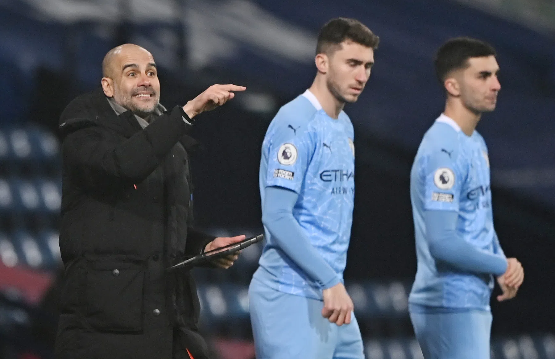 Stuivertje wisselen aan de top: Man City zorgt met superreeks voor iets unieks