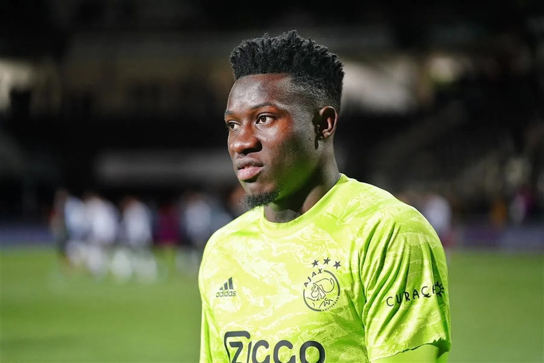 Onana getest met tennisballen, Feyenoord-hoek in kinderziekenhuis