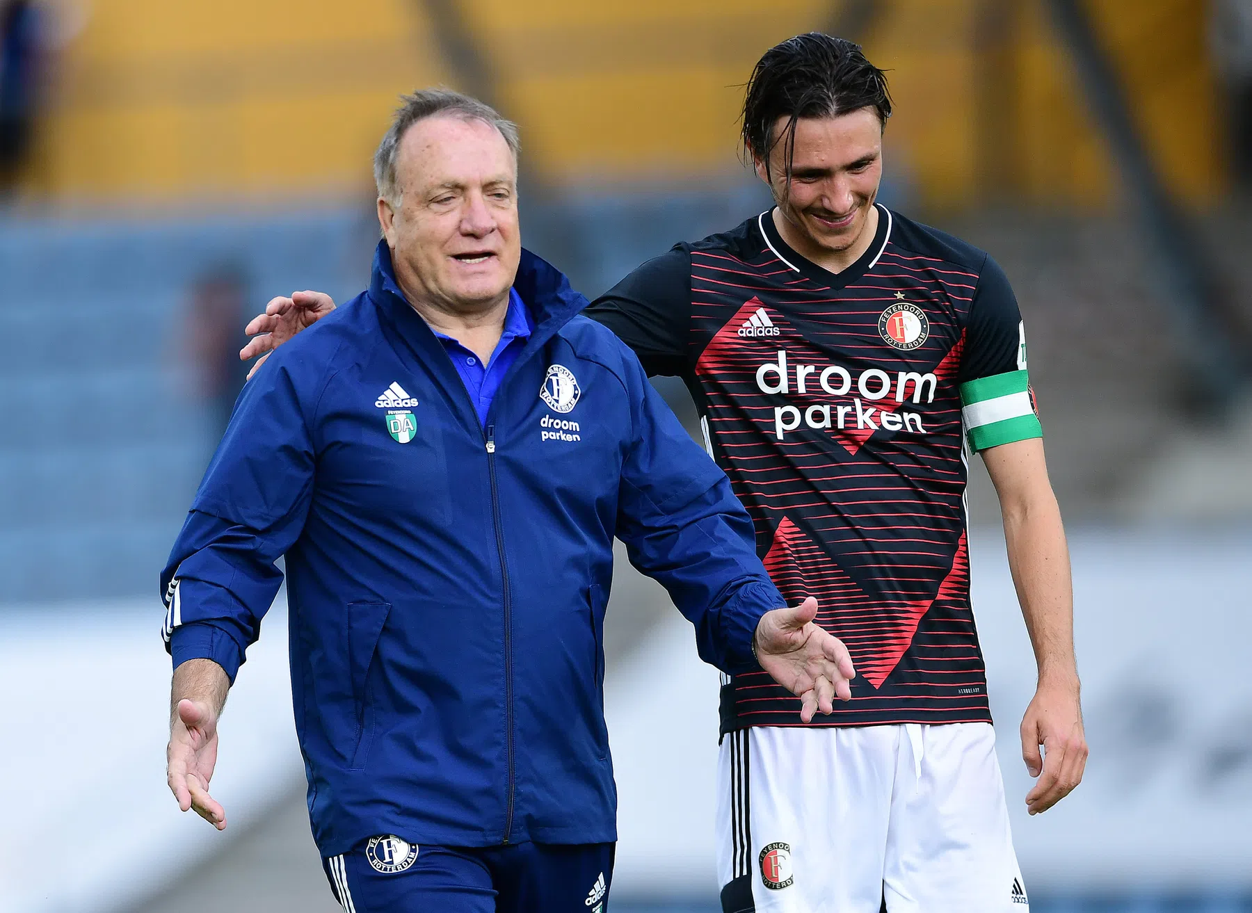 Spelersgroep Feyenoord volledig achter Advocaat: AZ-opmerking wel besproken