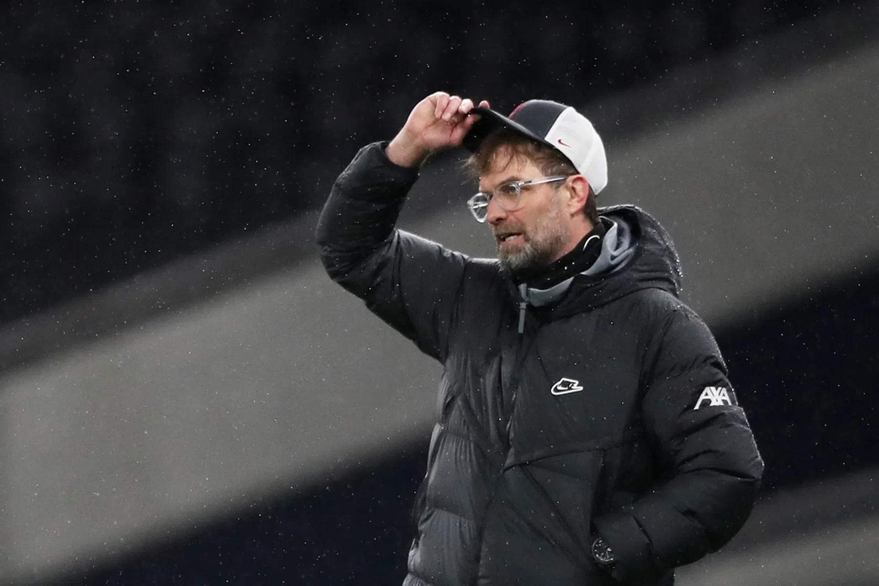 Klopp zoekt verdediger: 'Stuur me een berichtje als je iemand weet'