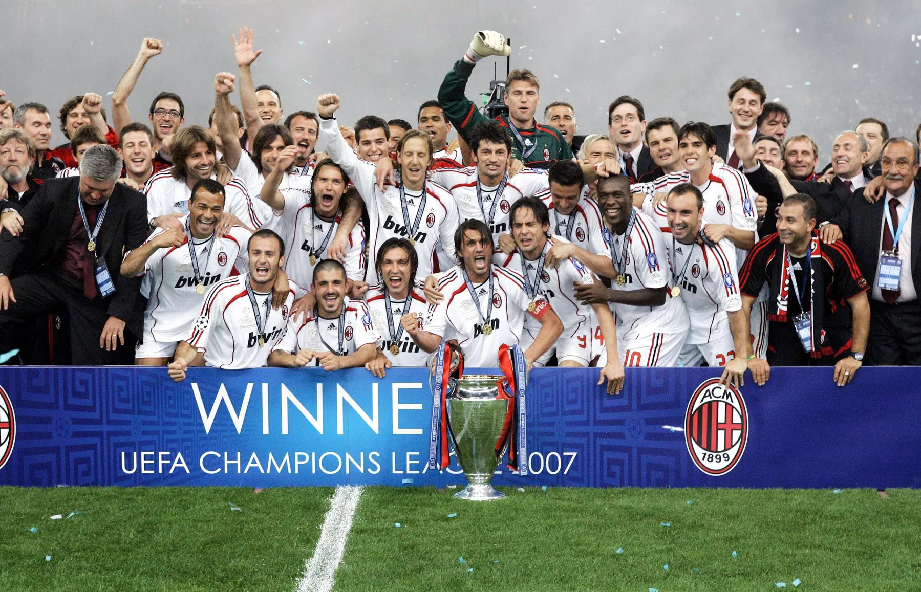 Hoe het Milan Lab carrières verlengde