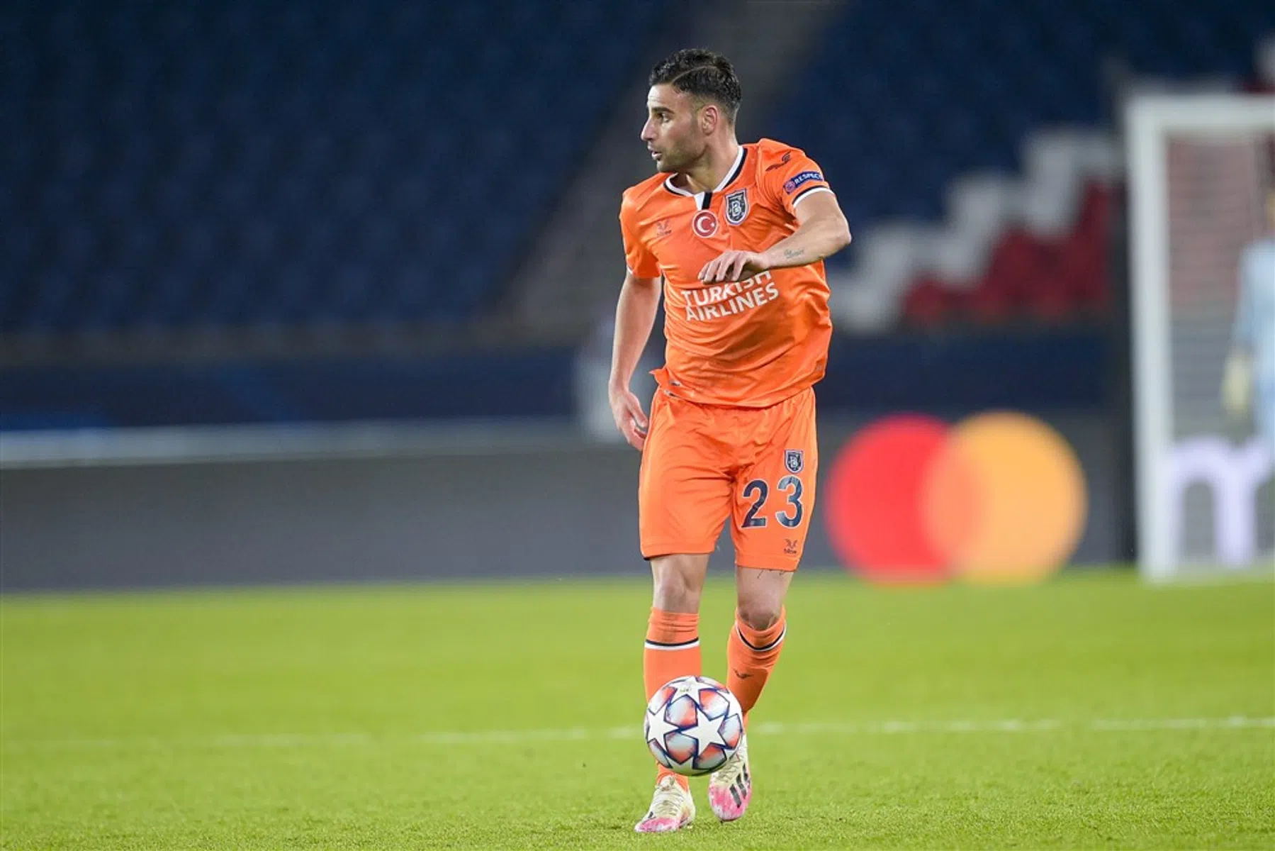 Turkse kampioen Istanbul Basaksehir op eigen veld vernederd door promovendus