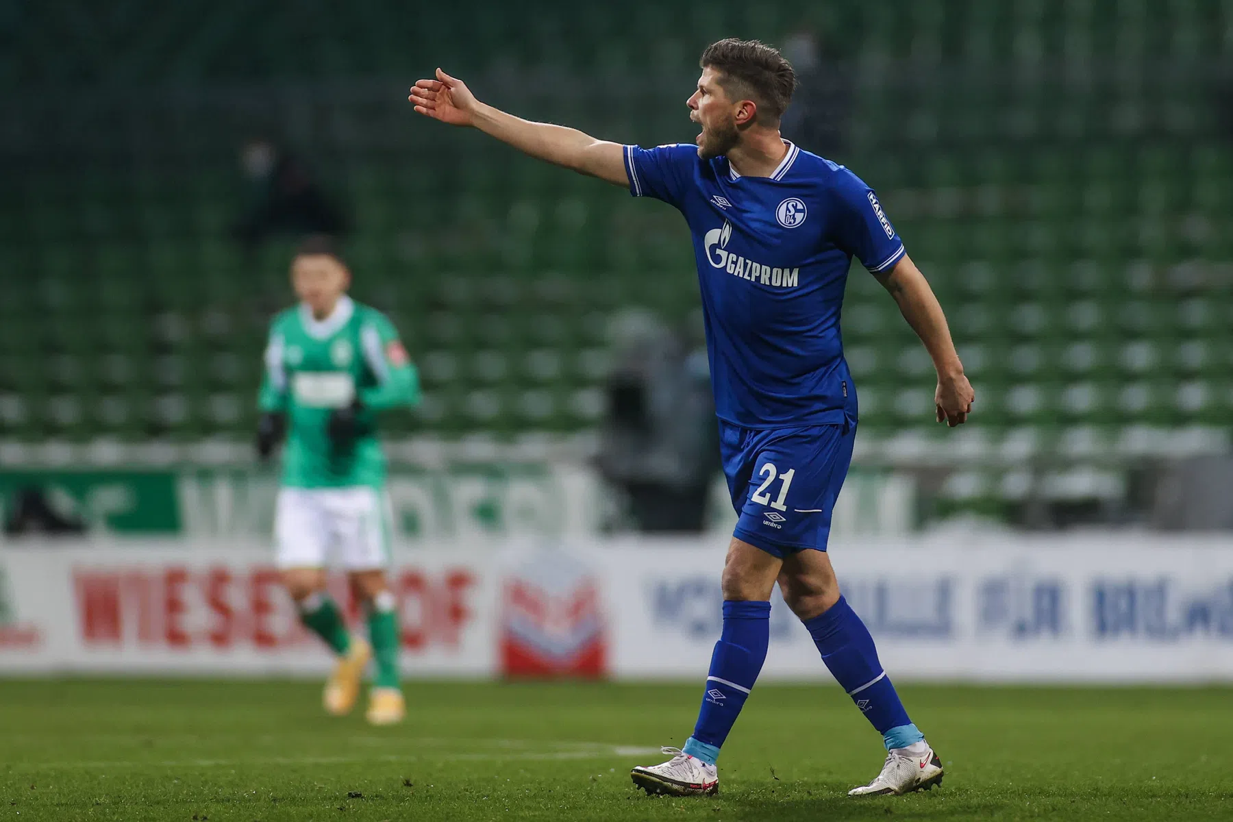 Jongensboek blijft nog uit: Schalke-rentree Huntelaar levert geen winst op