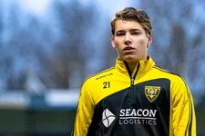 Thumbnail for article: Opvallende transfer Linthorst: 'Dit kun je alleen bij Ajax en PSV verdienen'