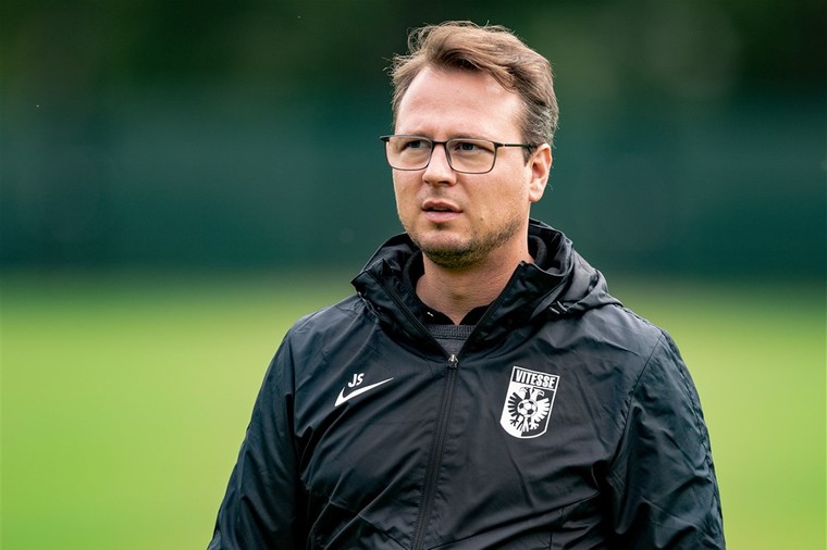 Waarom het nu extreem rustig is bij handelshuis Vitesse