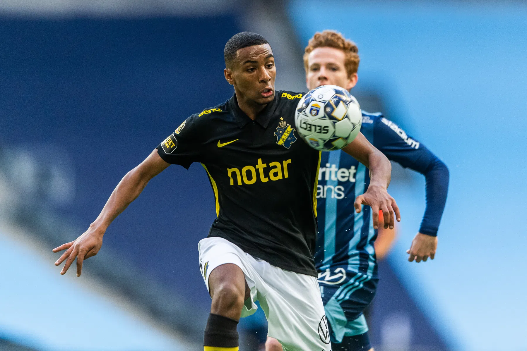 FC Groningen dolblij met Abraham: 'Heel grote transfer voor ons'