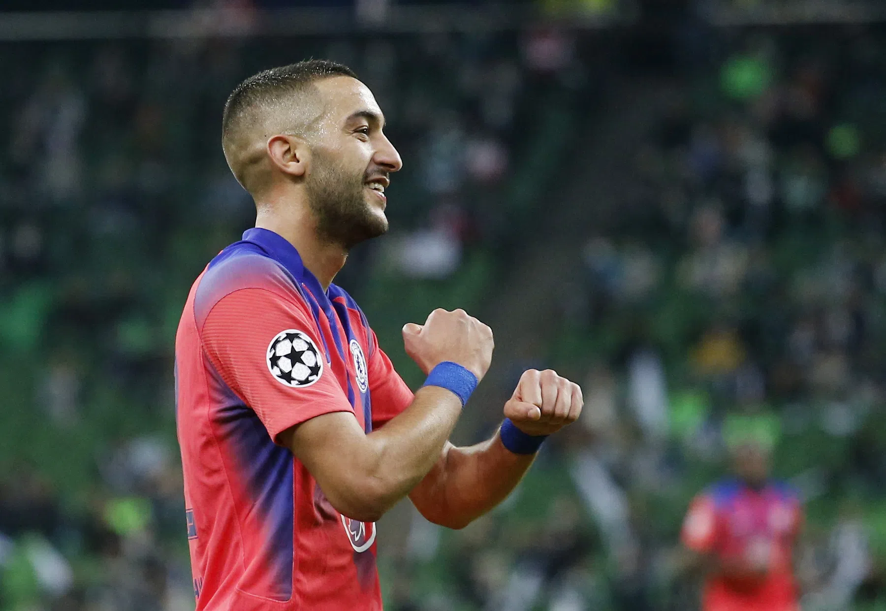 Ziyech heeft doel voor ogen: 'Wil mijn Ajax-niveau halen bij Chelsea'