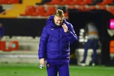Thumbnail for article: Er blijft Koeman maar weinig bespaard bij Barcelona