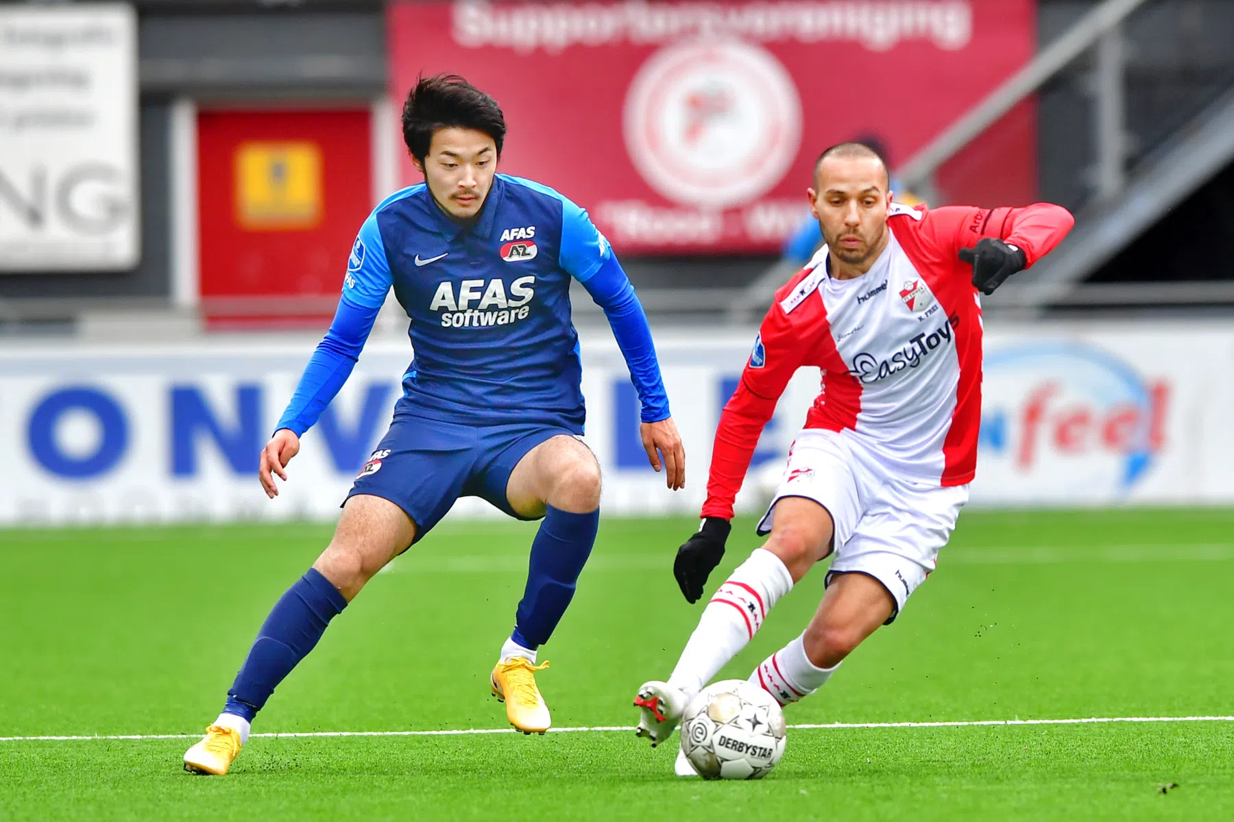 Onverwachte AZ-matchwinner maakt situatie Emmen nog hopelozer
