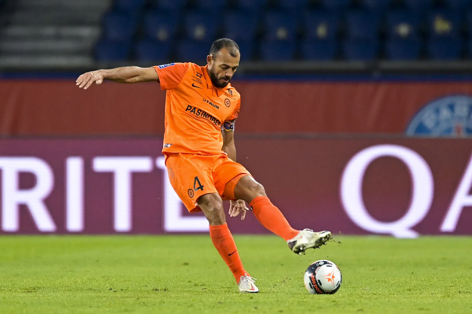 Onverwoestbare Hilton (43) bereikt magische grens in de Ligue 1