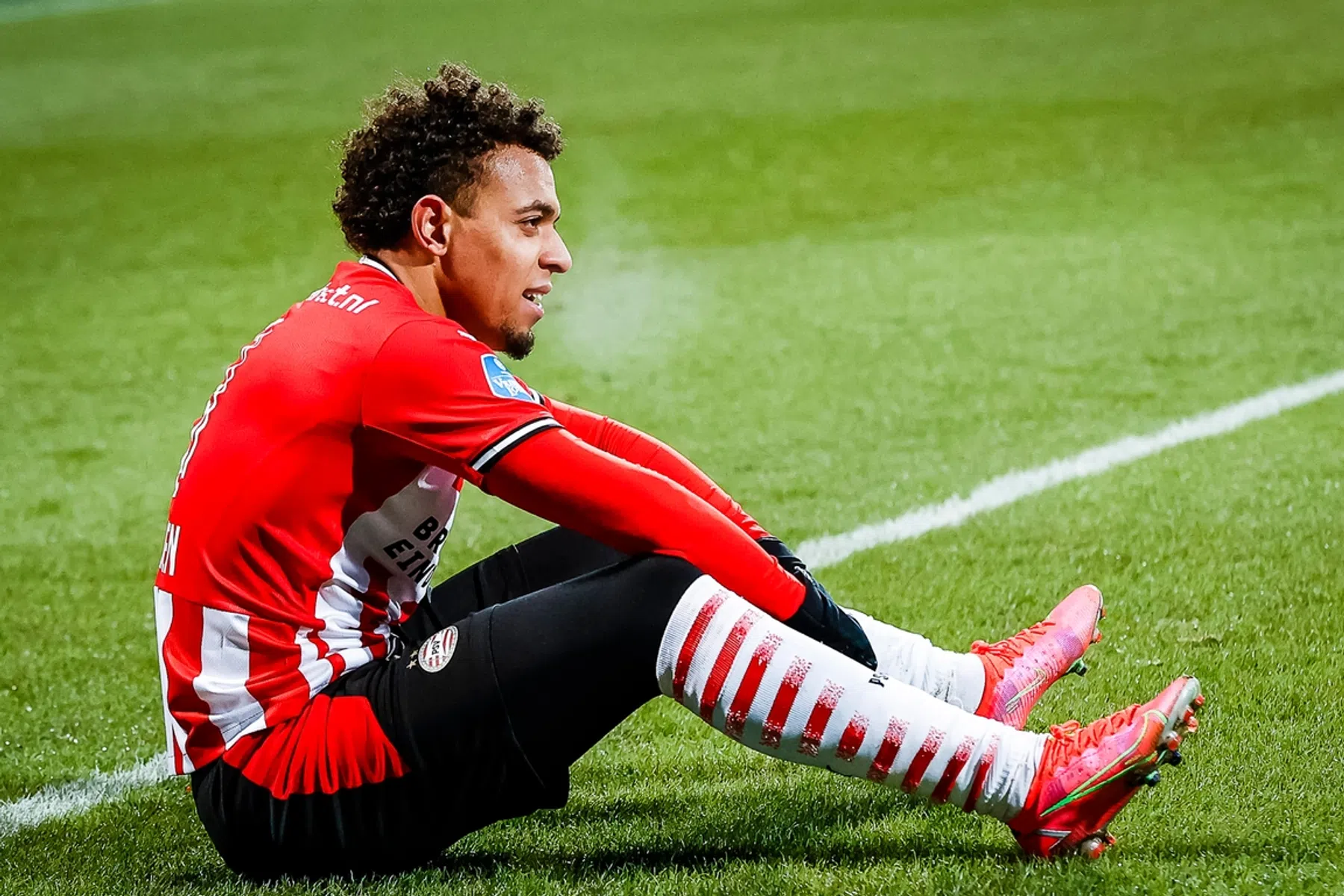 Kramer bezorgt PSV volgende dreun na krankzinnig slot